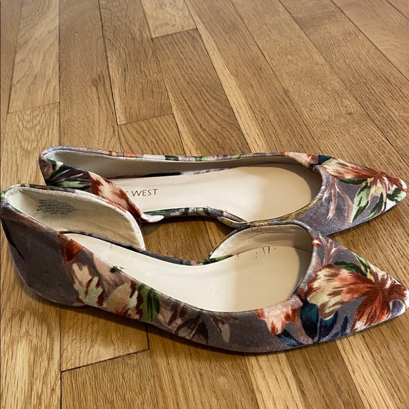 Nine West Multicolor Floral Flats - Picture 3 of 4